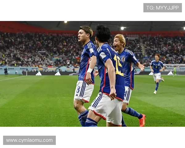 菅原施密德首发堂安达胡德出战